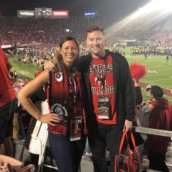 Meet your Posher, Erin - Picture 1 of 1